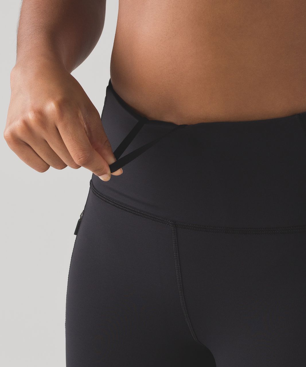 Lululemon Run It Out Tight - Black