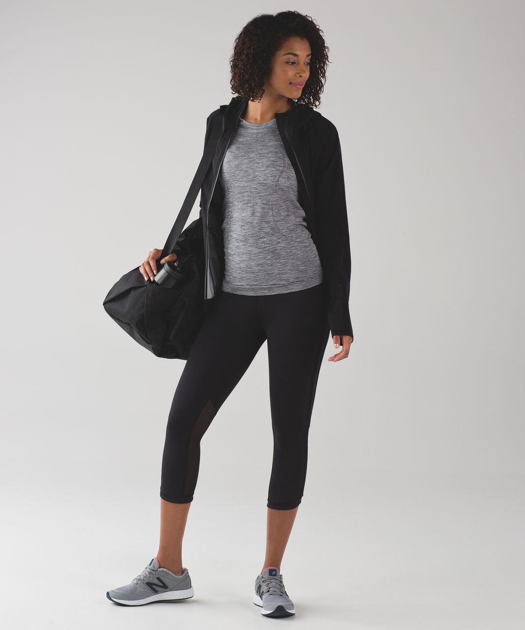 Lululemon Everlux and Mesh Super-High-Rise Training Crop 21 - Black - lulu  fanatics