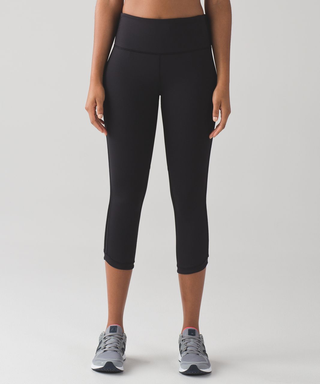 Lululemon Hit It 7/8 Tight Frozen Fizz High Rise Size 4