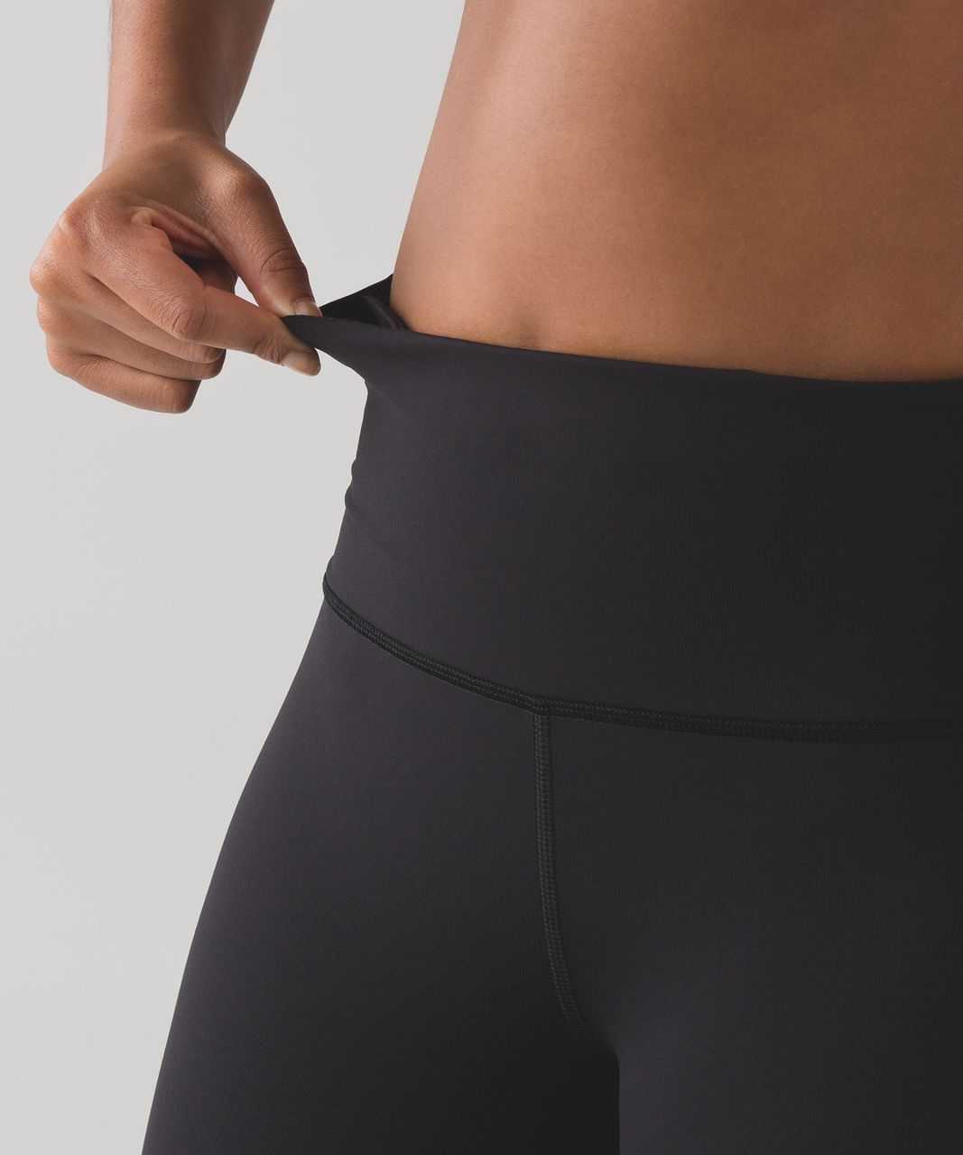 Lululemon Hit It 21' Crop - Heathered Black - lulu fanatics