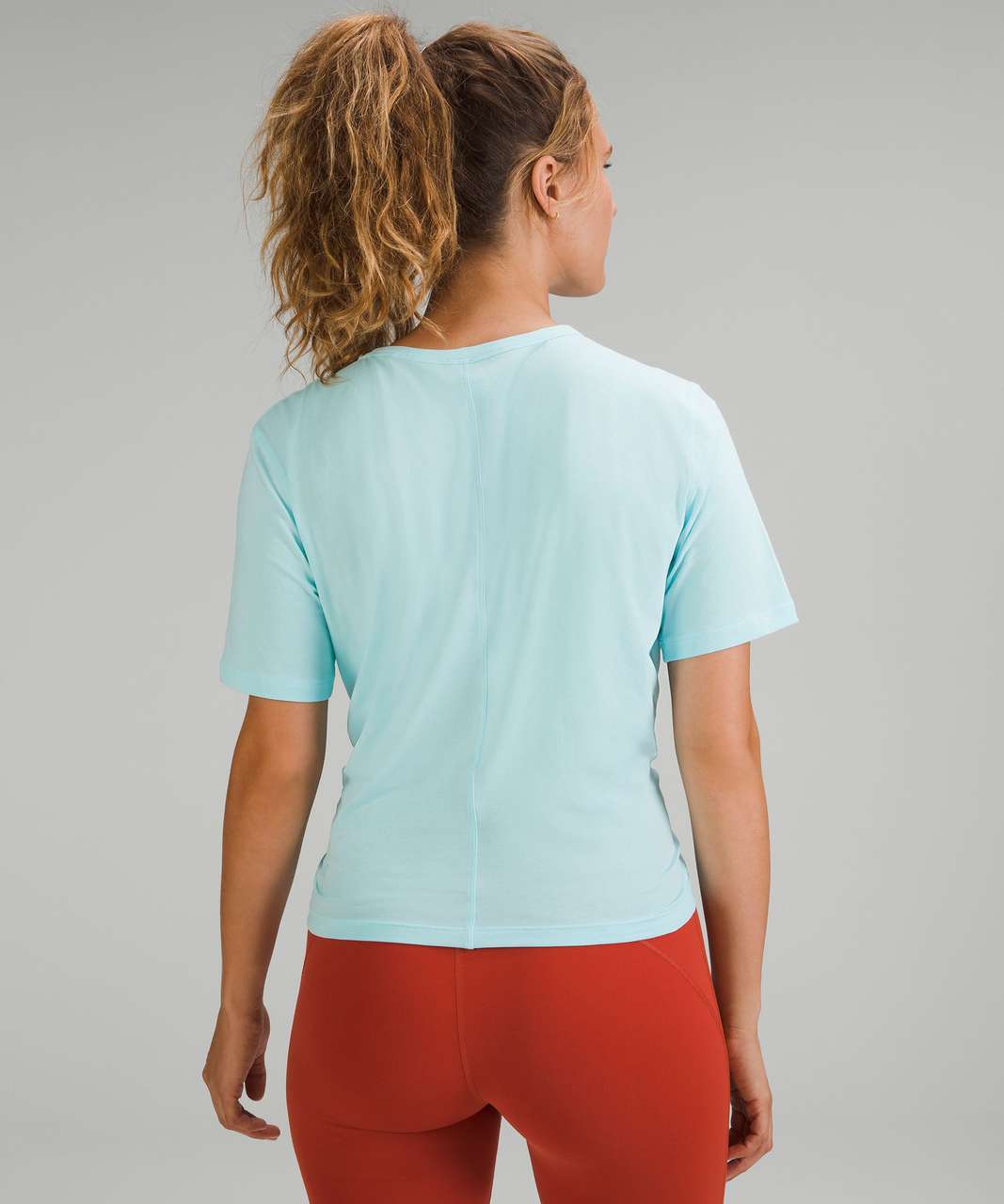 Lululemon Crescent T-Shirt - Icing Blue