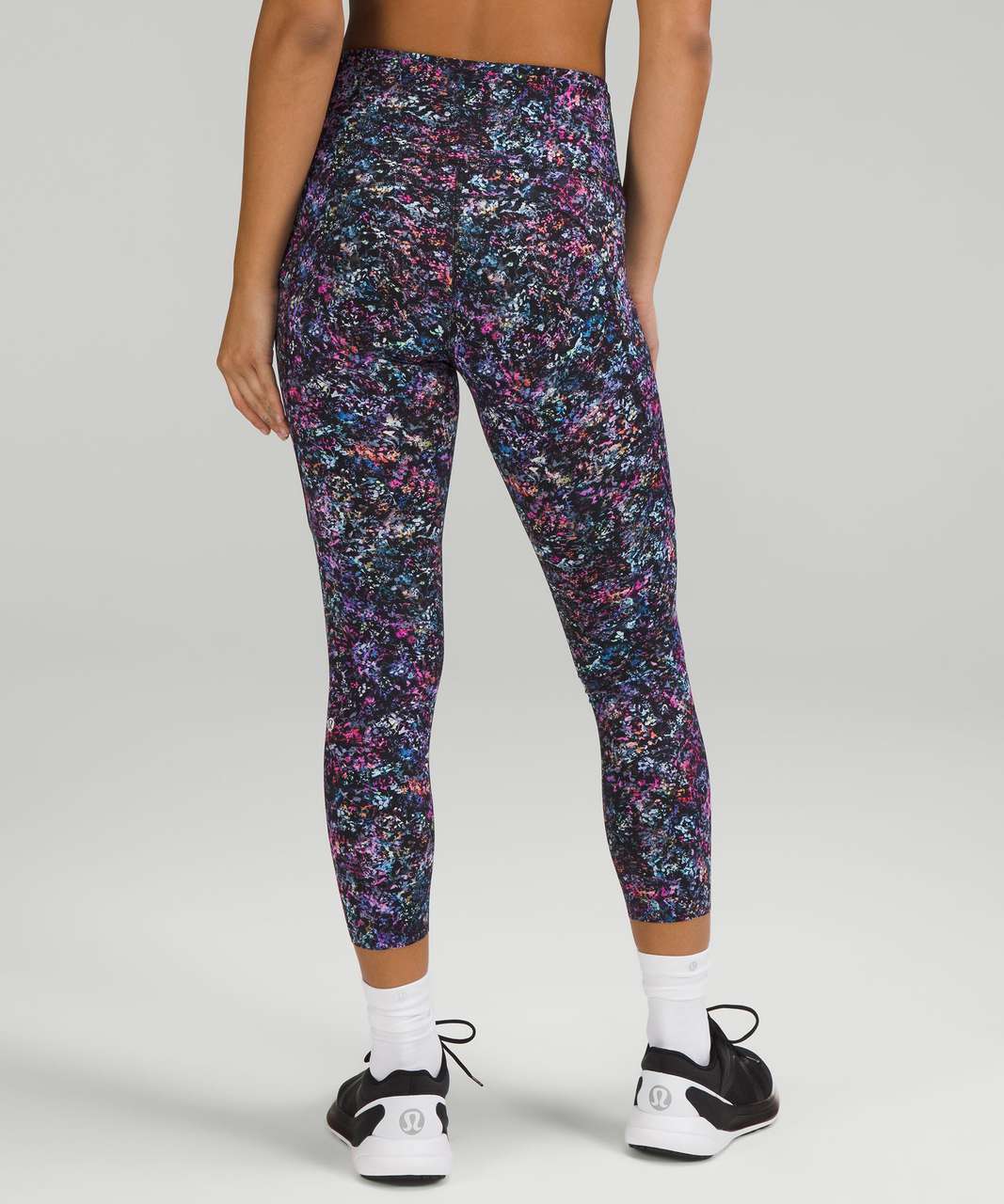 NWT Lululemon Fast and Free Tight 25” Size 4 Floral Spray Multi