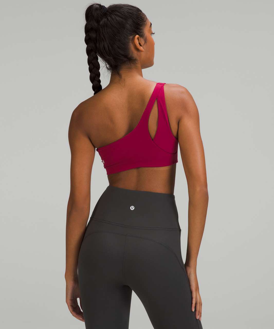 Bras Custom Ribbed Asymmetrical Yoga Bra Light Support Buttery Soft Sweat  Wicking One Shoulder Sports Bras With Removable Cups YQ231218 From  Migratory, $14.41