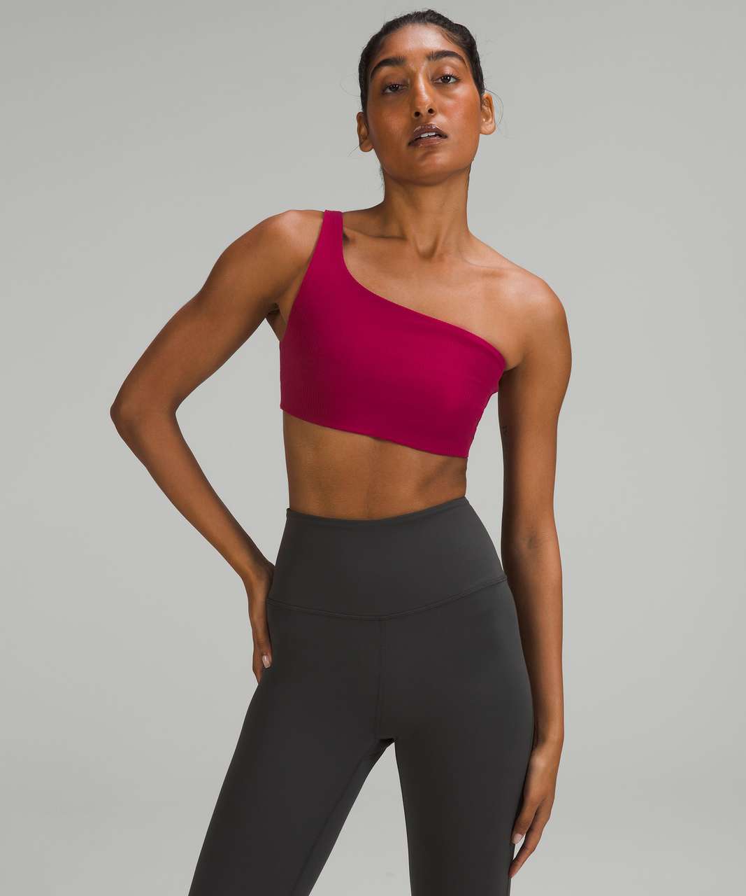 Love Red & Pomegranate look so good together. Put these together by  accident. Align 6 Shorts (Love Red, 8) & Nulu Rib High Neck Bra  (Pomegranate, 10) : r/lululemon