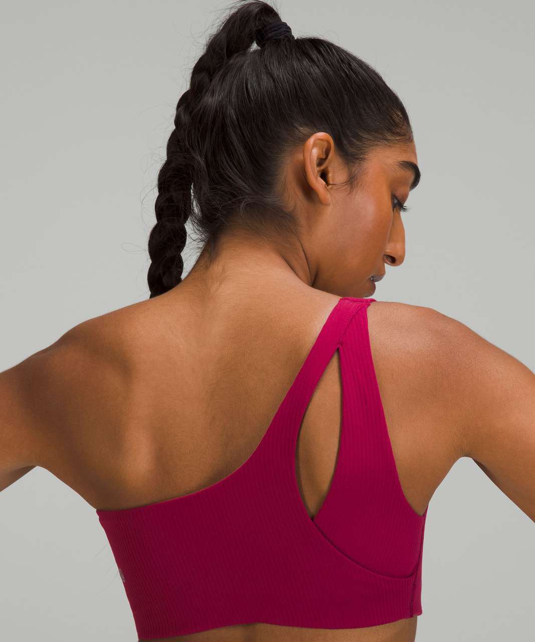 Bras Custom Ribbed Asymmetrical Yoga Bra Light Support Buttery Soft Sweat  Wicking One Shoulder Sports Bras With Removable Cups YQ231218 From  Migratory, $14.41