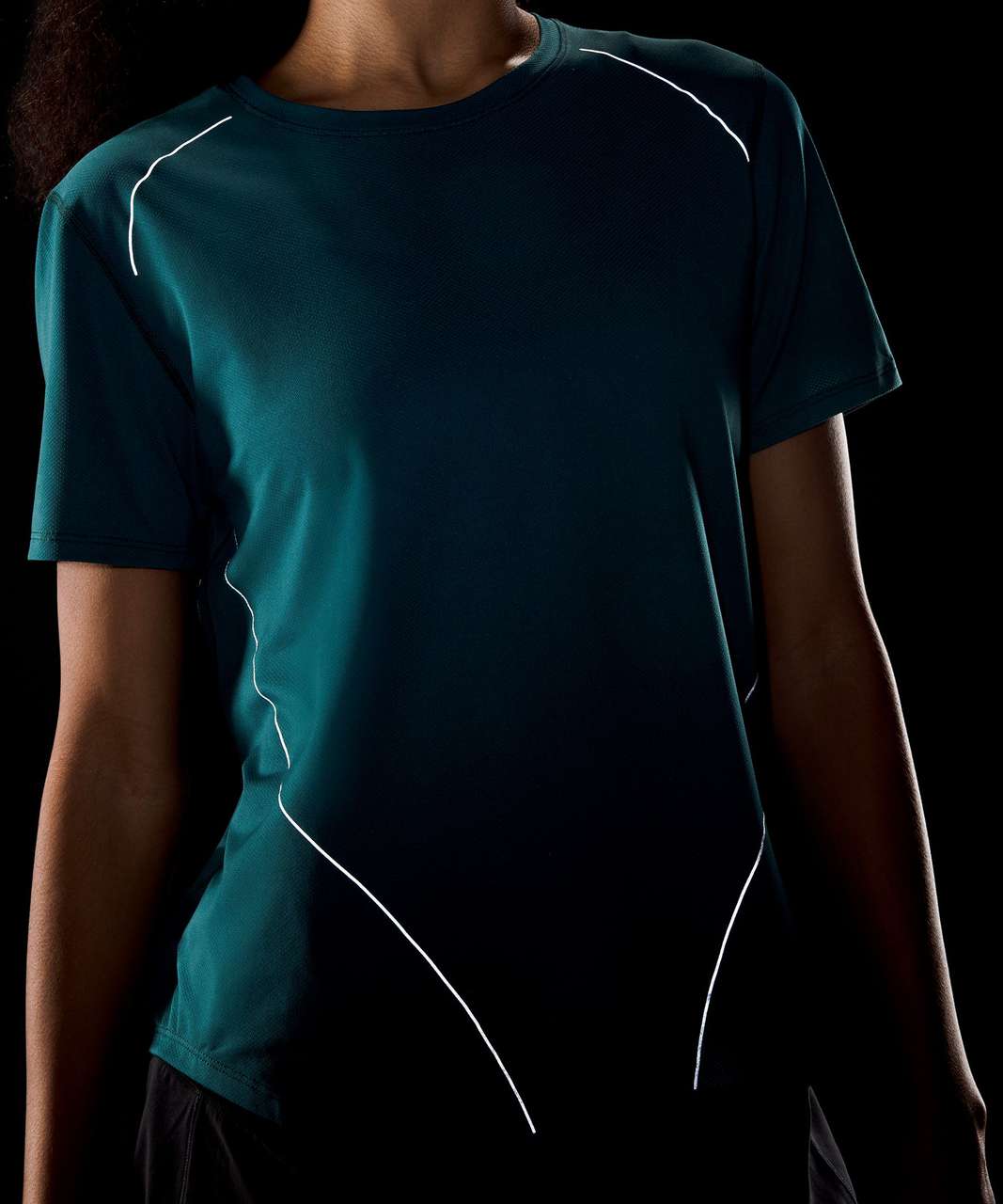 Lululemon Reflective Tshirt - Gem