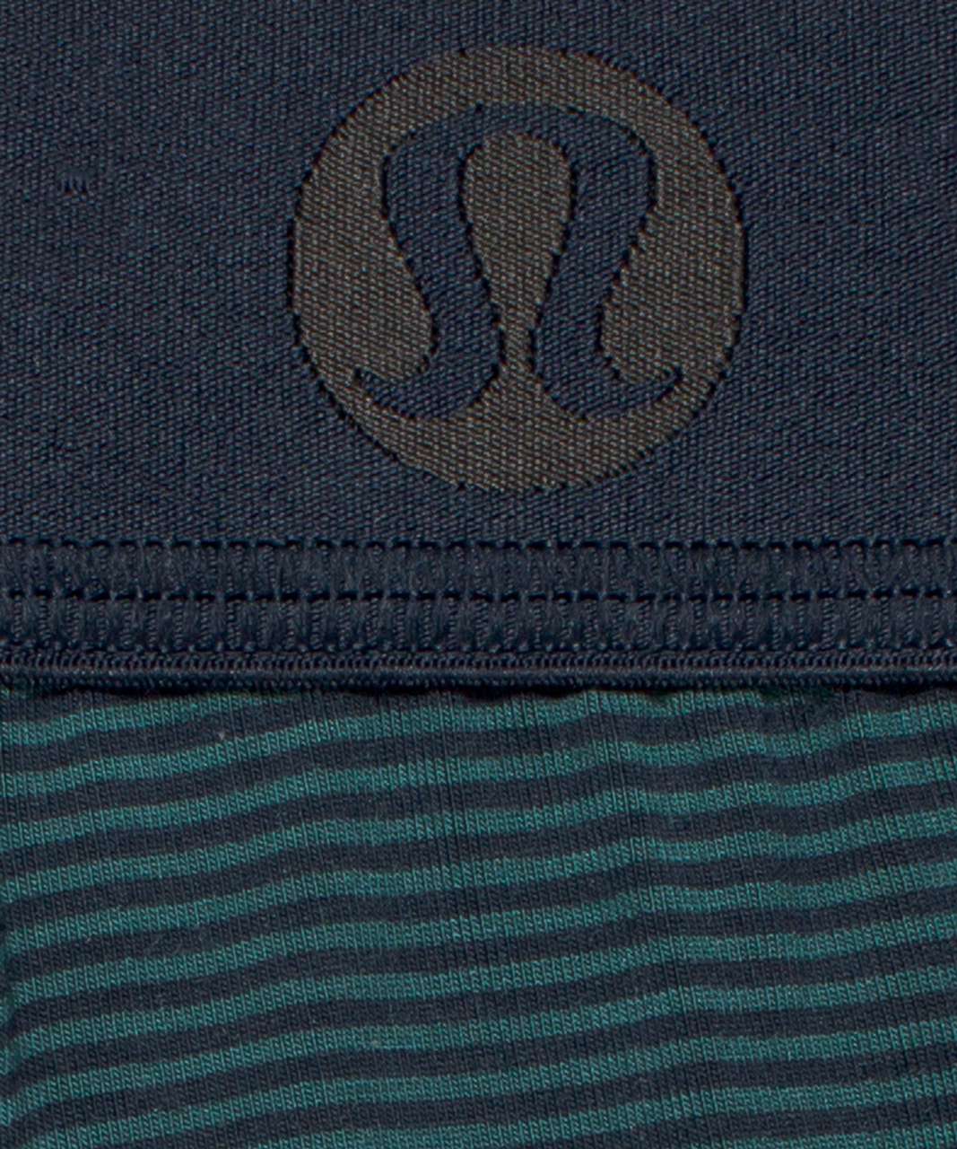 Lululemon Always In Motion Boxer 5" - Jumie Stripe Green Jasper True Navy