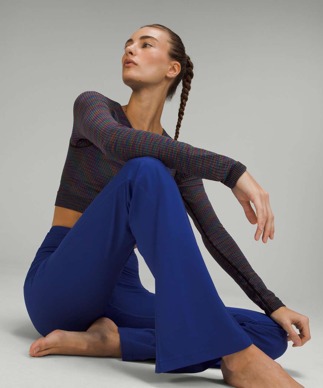 https://storage.googleapis.com/lulu-fanatics/product/79227/1280/lululemon-groove-super-high-rise-flared-pant-nulu-psychic-030083-421175.jpg