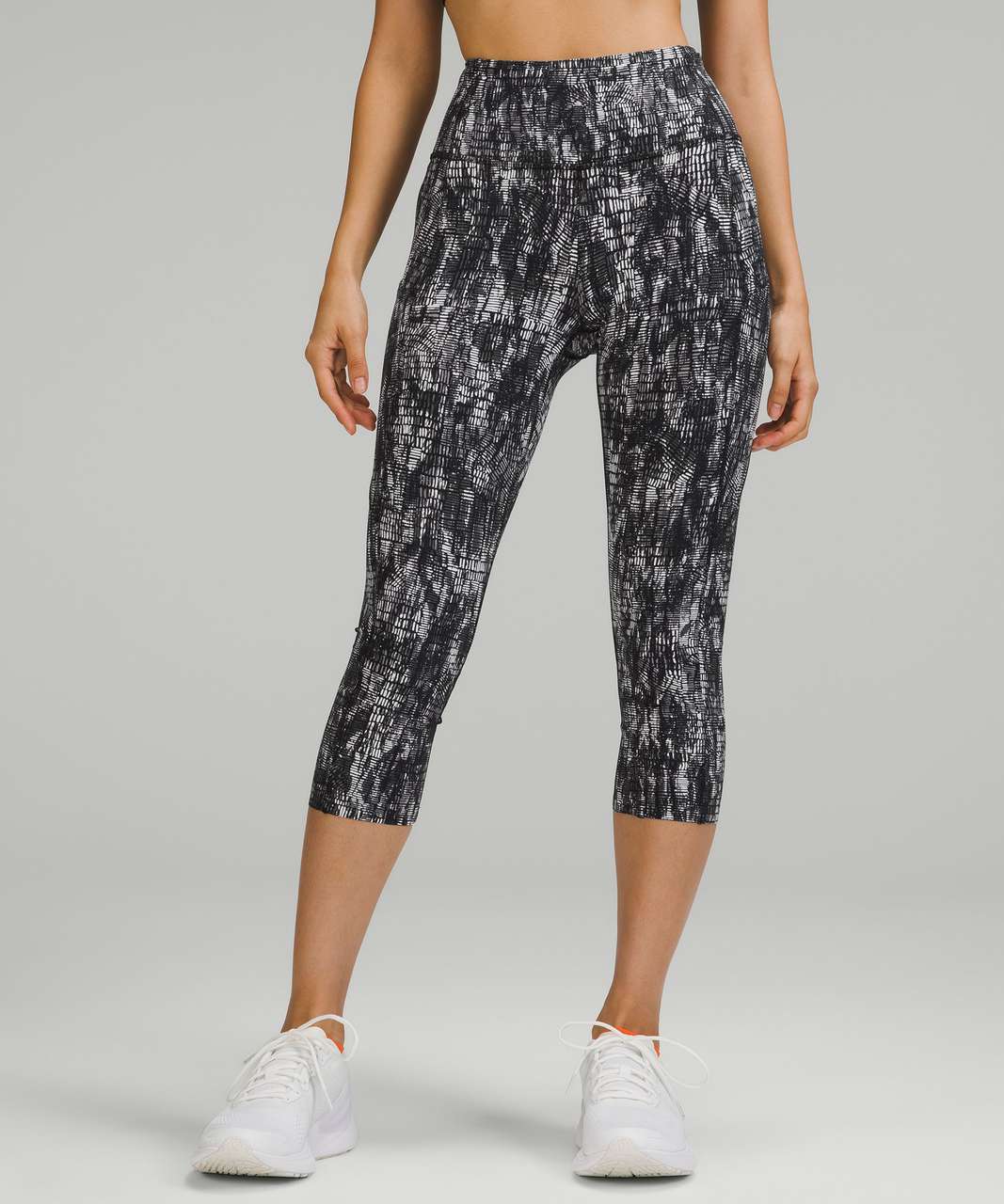 Lululemon Fast and Free High-Rise Crop 19" - Lino Slide Alpine White Black