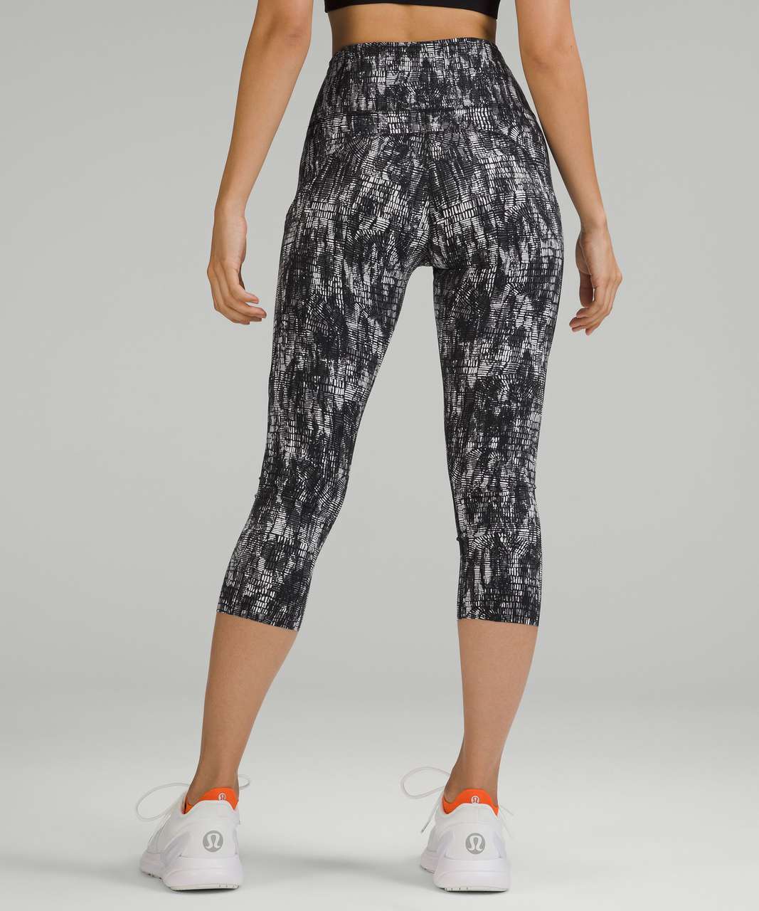 Lululemon Free To Flow Crop - Midnight Navy / White - lulu fanatics