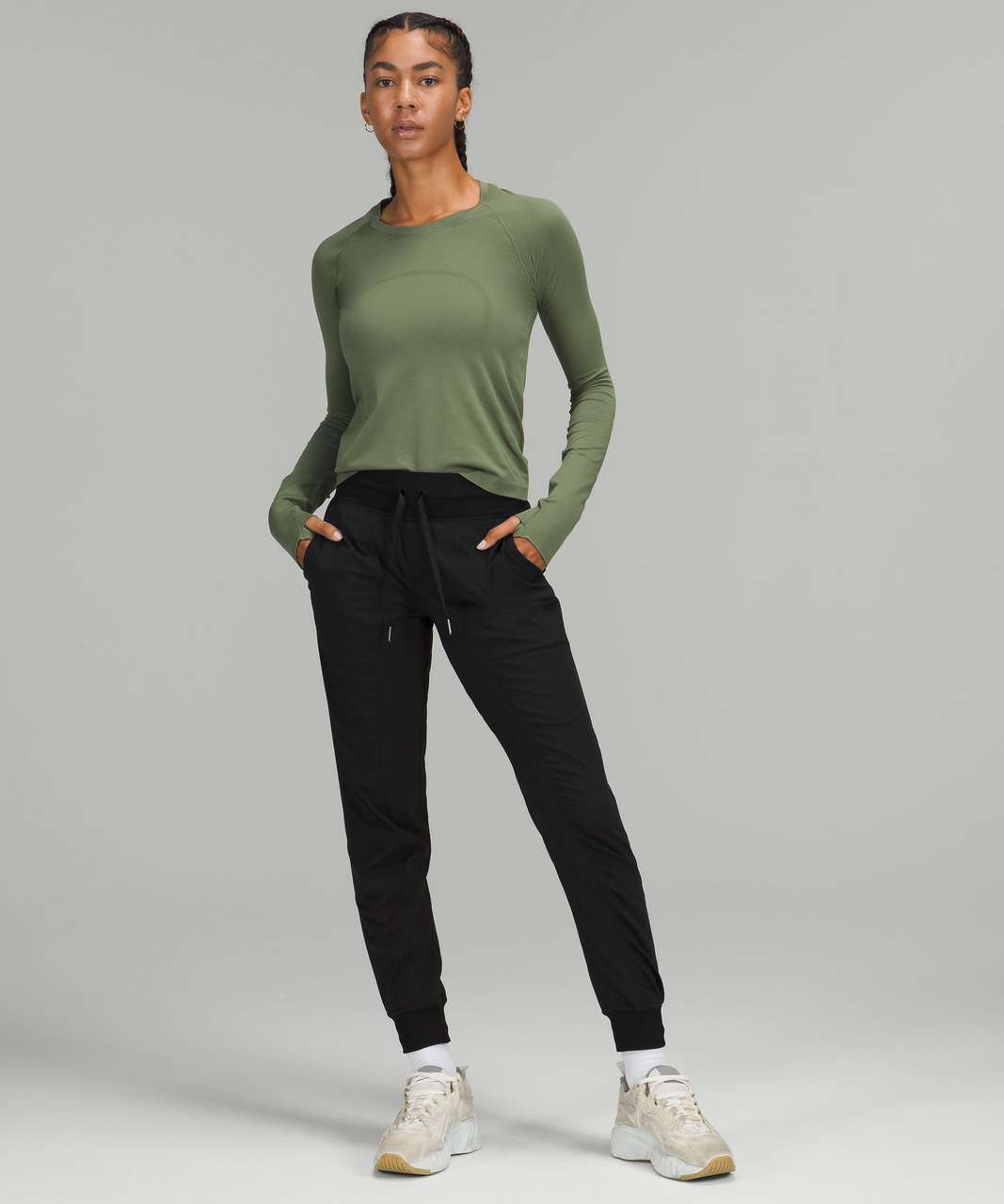 Lululemon Dance Studio Jogger Black Size 12 - $77 (21% Off Retail) New With  Tags - From Sophia