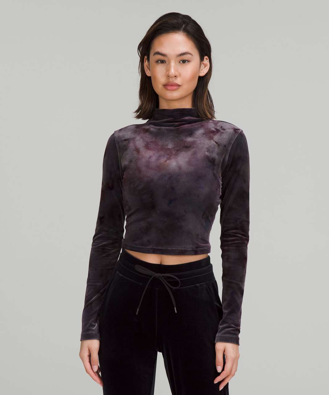 Cropped Mock Neck Long Sleeve