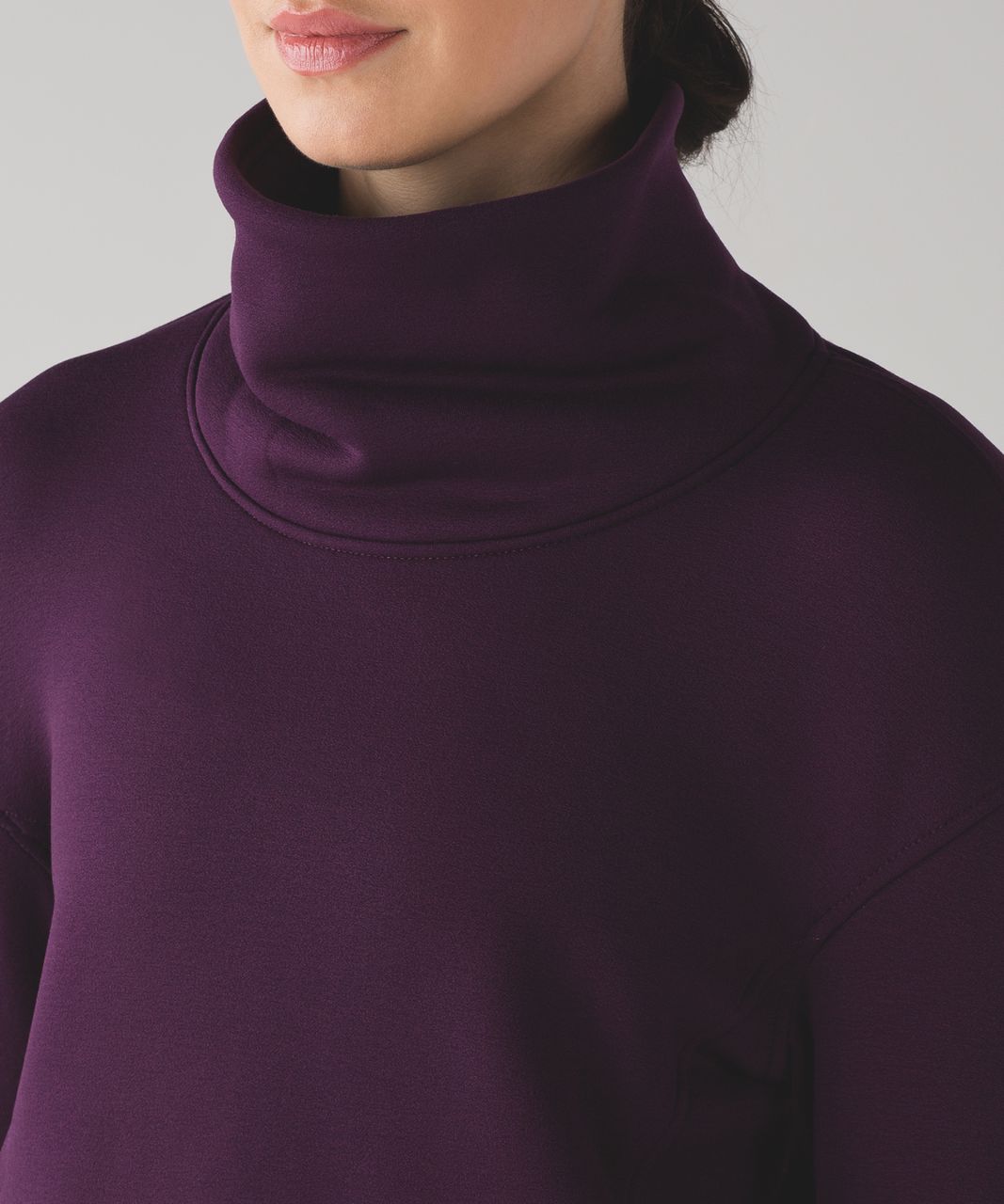 Lululemon Kick The Cold Funnel Neck - Darkest Magenta