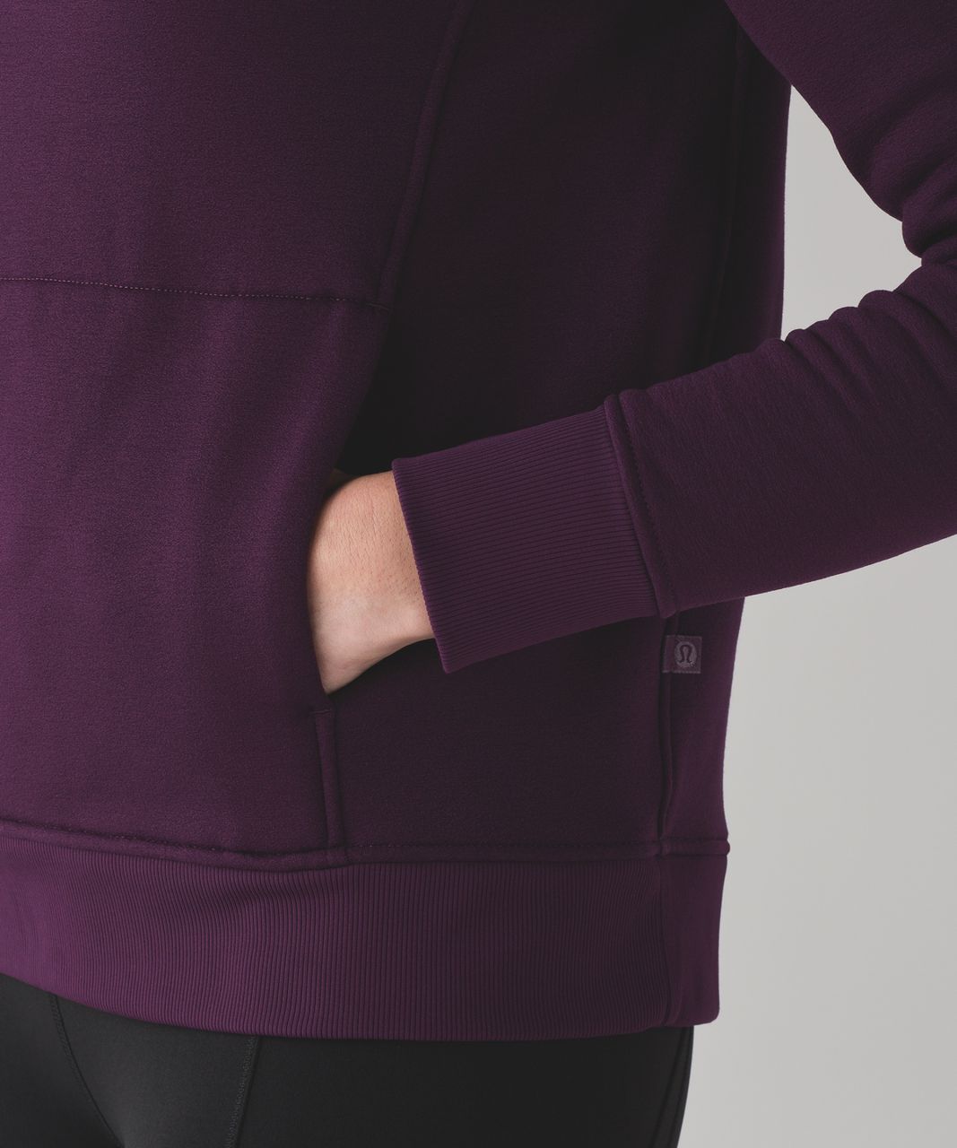 Lululemon Kick The Cold Funnel Neck - Darkest Magenta