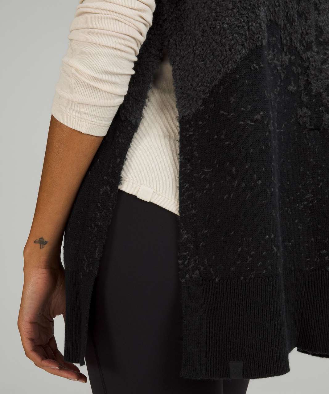 Lululemon Ombre Knit Textured Poncho - Black / Graphite Grey