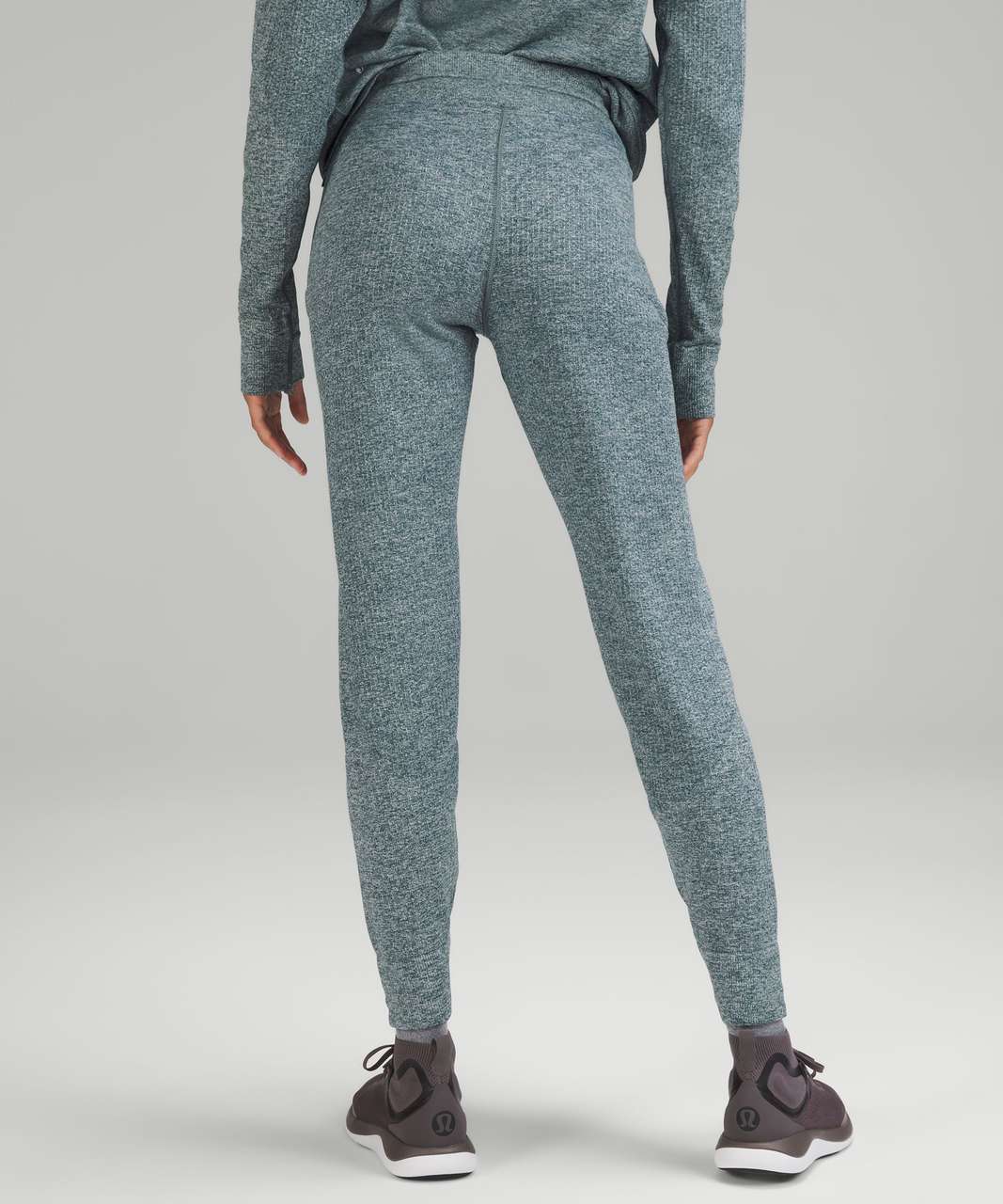 lululemon try-ons: Radiant Jacket, Runderful LS Brushed, Engineered Warmth  Jogger