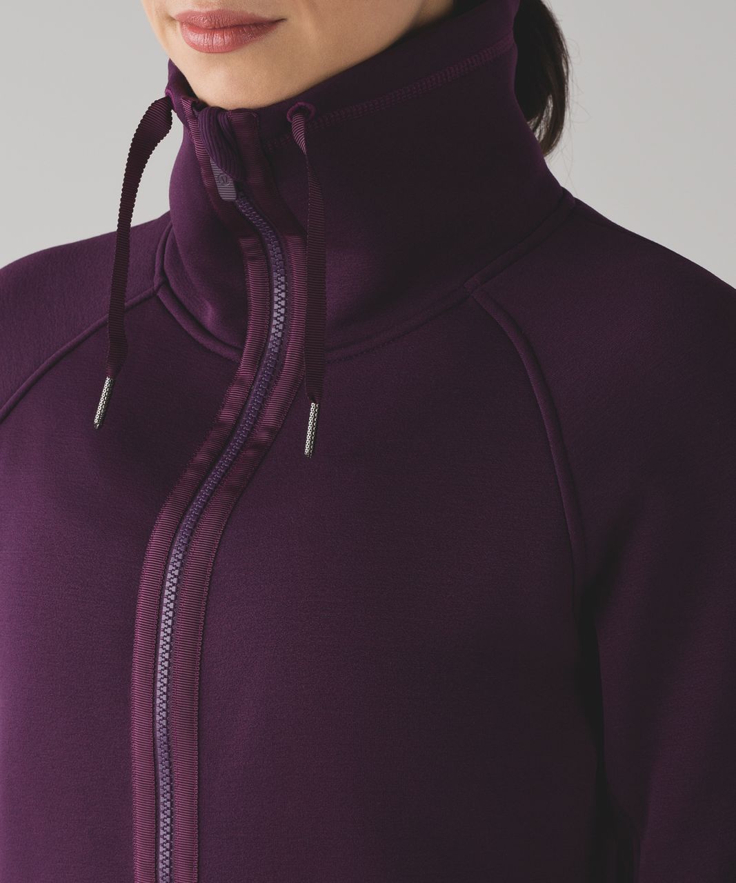 Lululemon Kick The Cold Jacket - Darkest Magenta