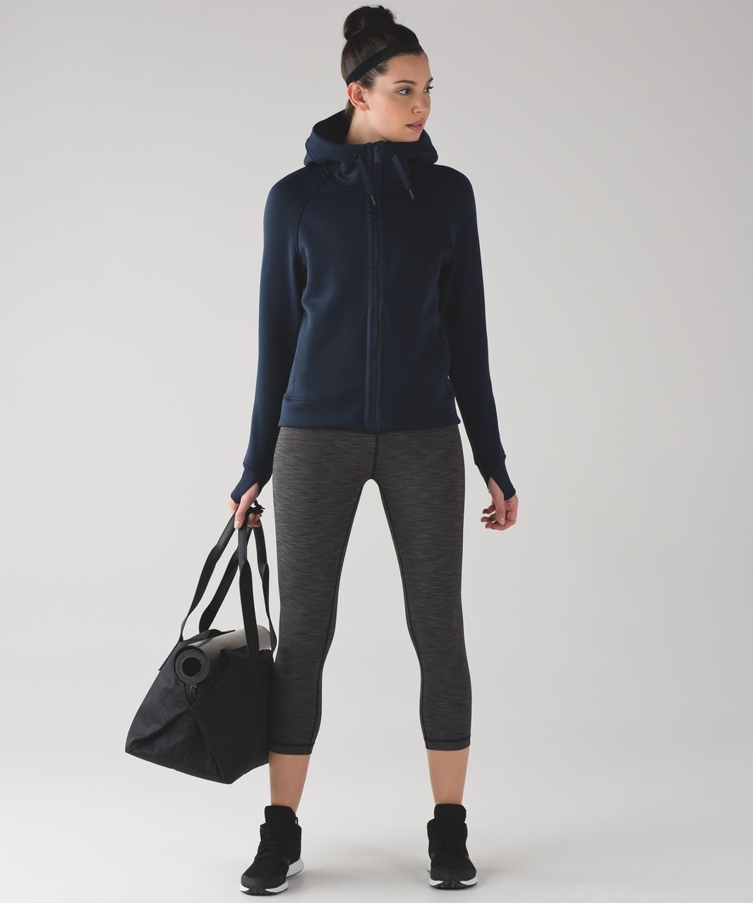 lululemon kick the cold hoodie