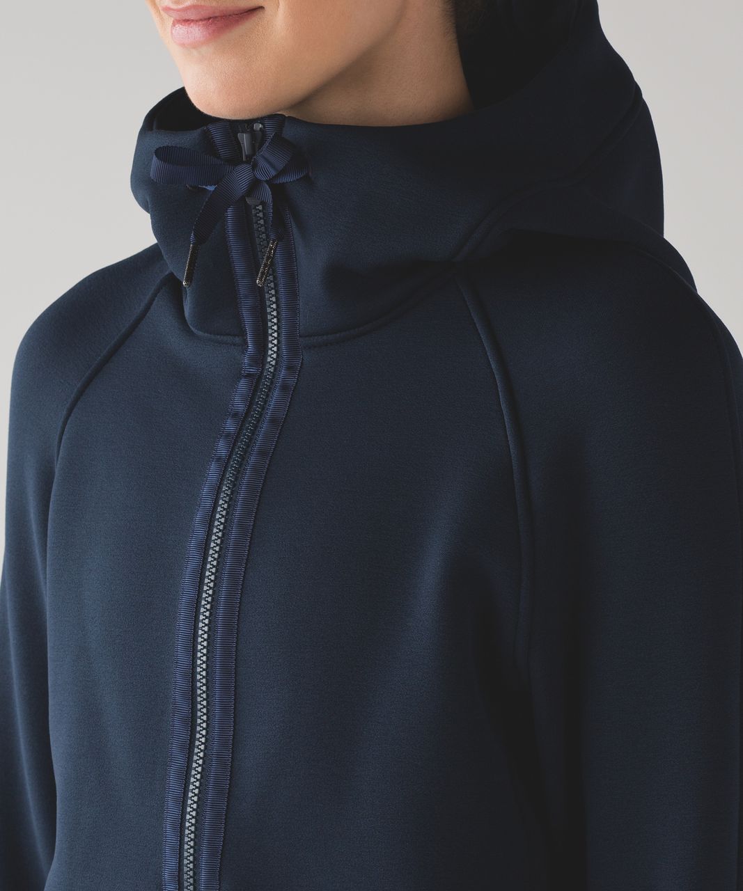 lululemon kick the cold hoodie