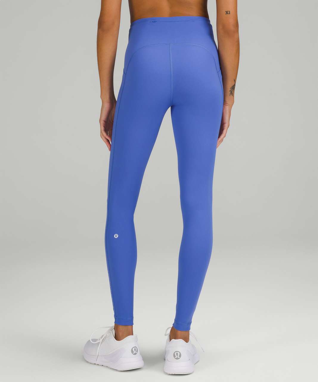 NIKE WOMEN'S ZONED SCULPT TIGHTS FIT CAPRI TIGHTS TRAINING BLUE