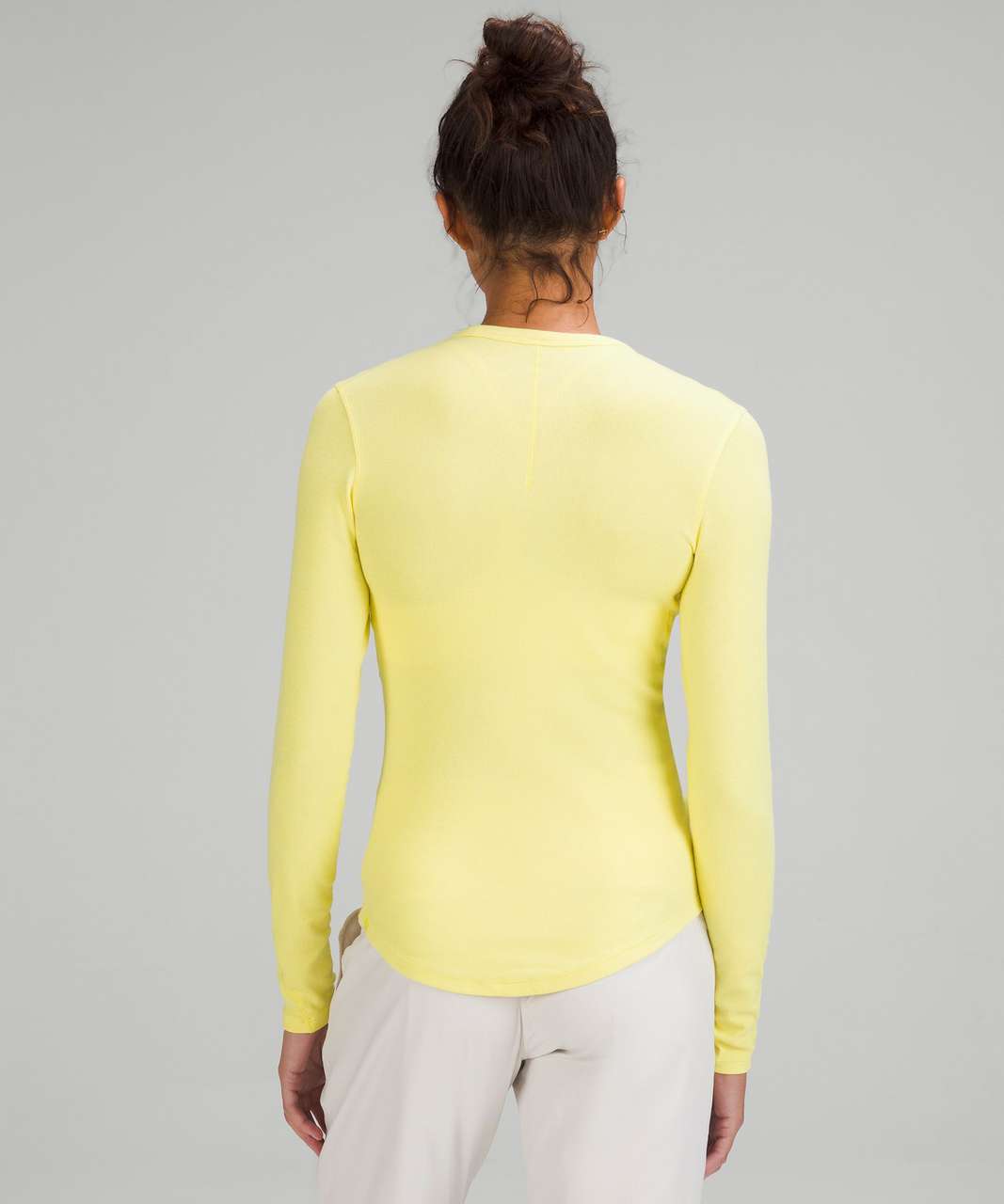 Lululemon Athletica Yellow Long Sleeve Shirt Activewear Running Women's ~8/10