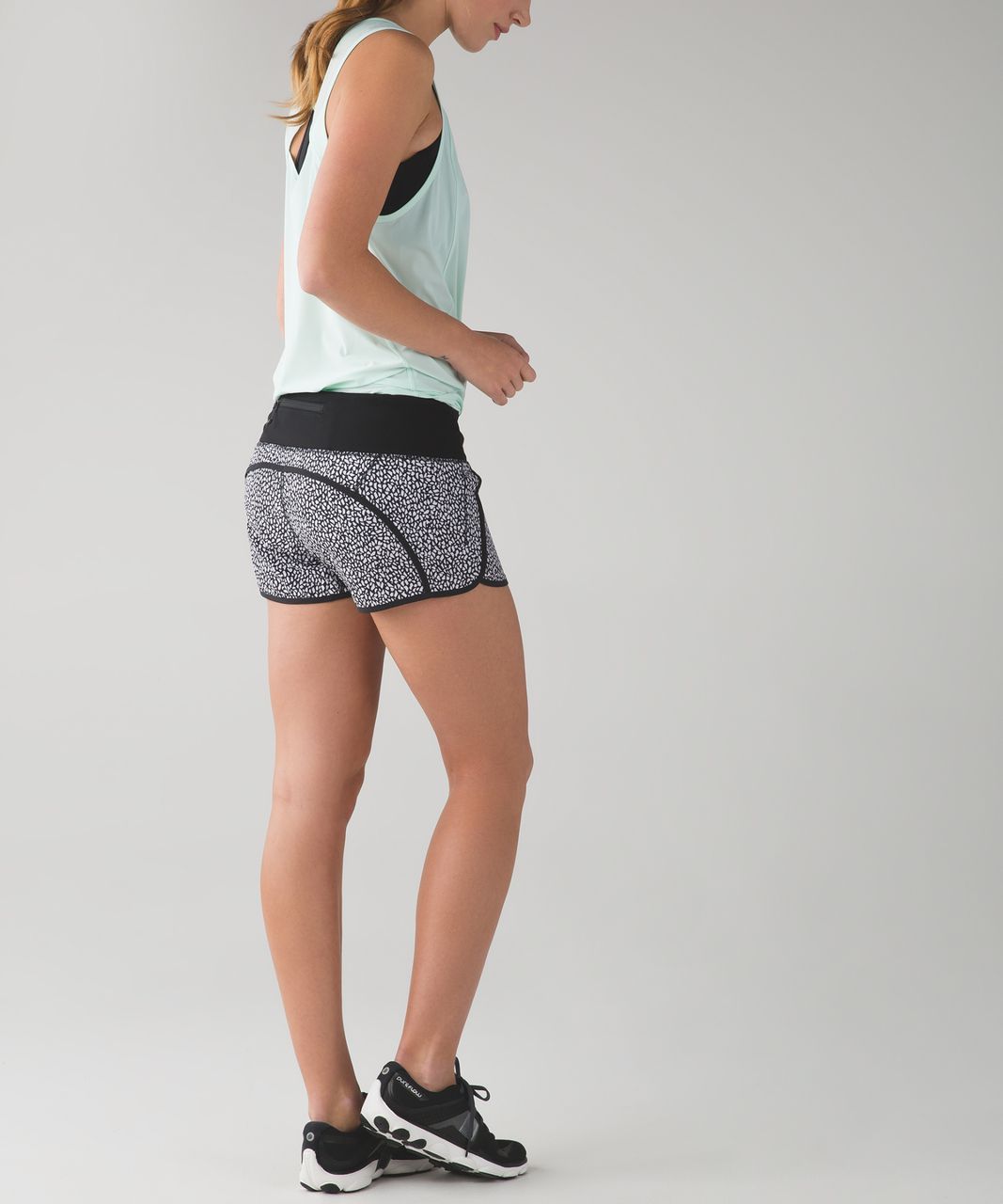 Lululemon Run Times Short (4-way Stretch 4) - Ice Milk - lulu fanatics