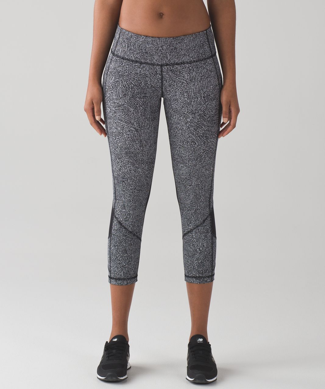 Lululemon Pace Rival Crop (19") - Line Up White Black / Black