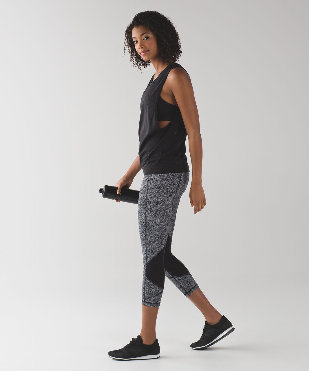 Lululemon Pace Rival Crop Black Ruched Ankle Side Pocket Active Leggings  Size 4 - $36 - From gracieumbrella