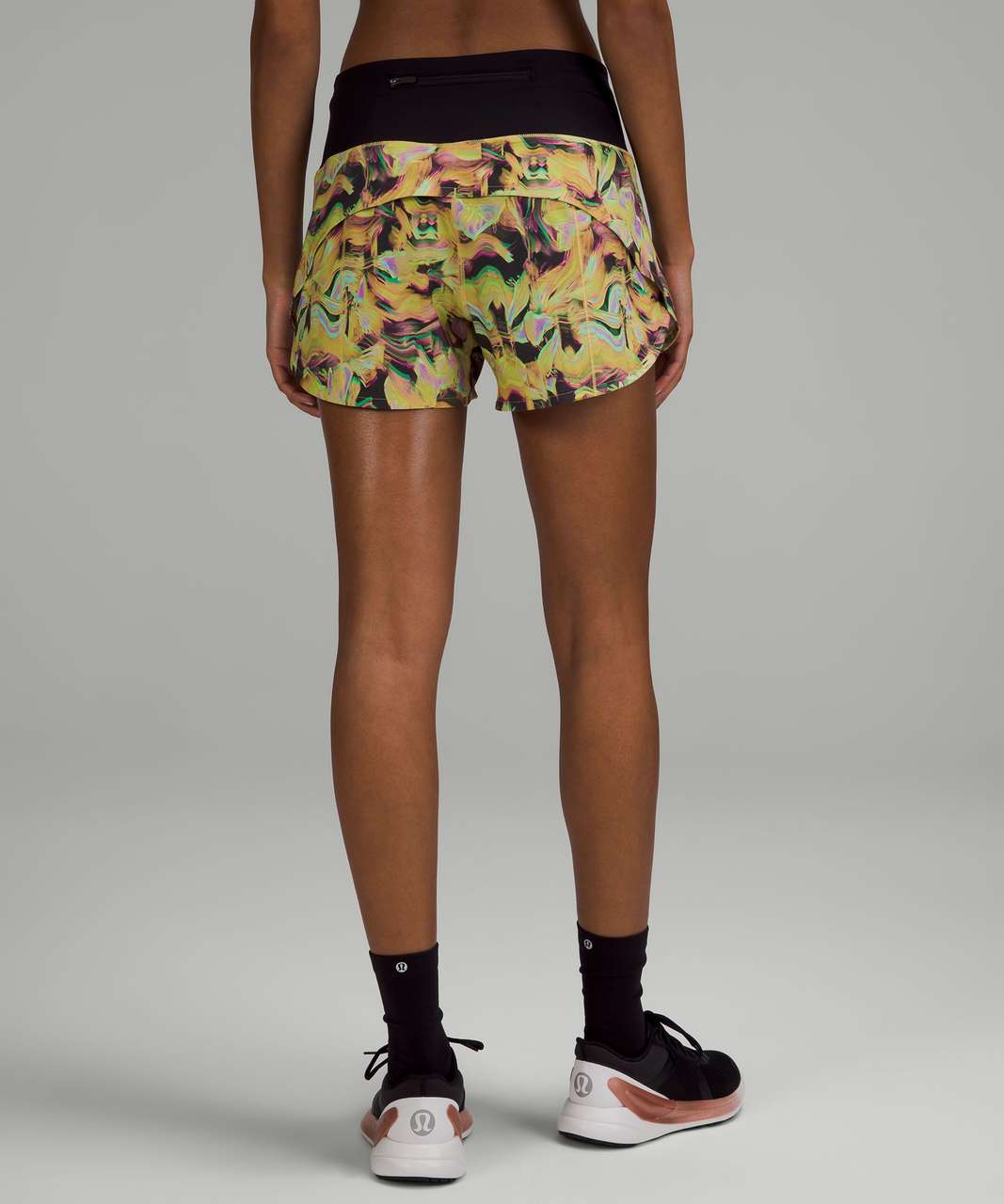 Lululemon Fast and Free Short 8 - Le Tigre Camo Deep Coal Multi - lulu  fanatics