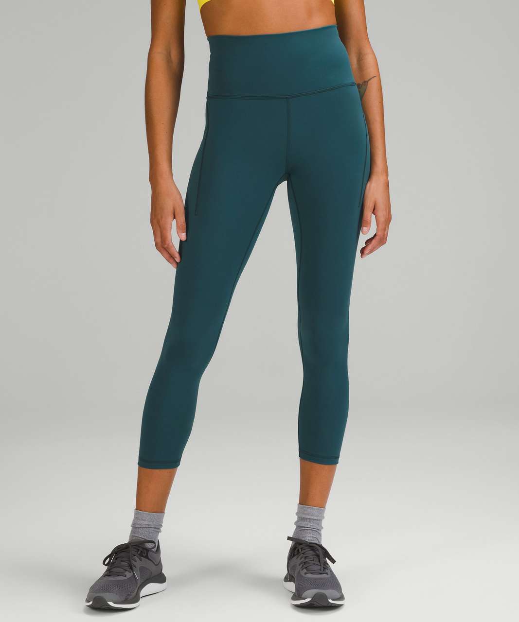 Lululemon Wunder Train High-Rise Crop with Pockets 23" - Green Jasper