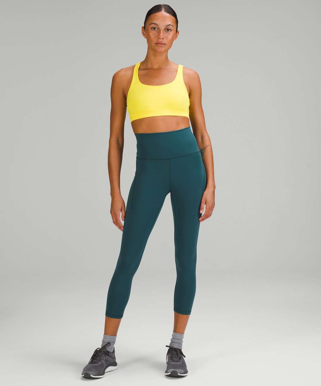 Lululemon Wunder Train High-Rise Crop with Pockets 23" - Green Jasper