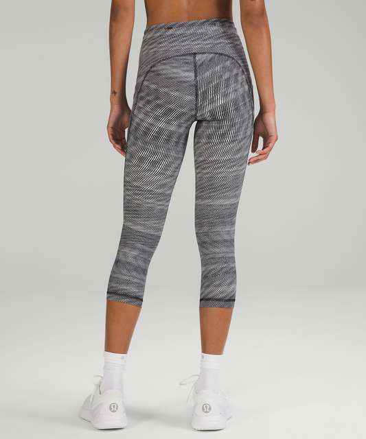 Lululemon Swift Speed High-Rise Crop 21 size 10 dark red