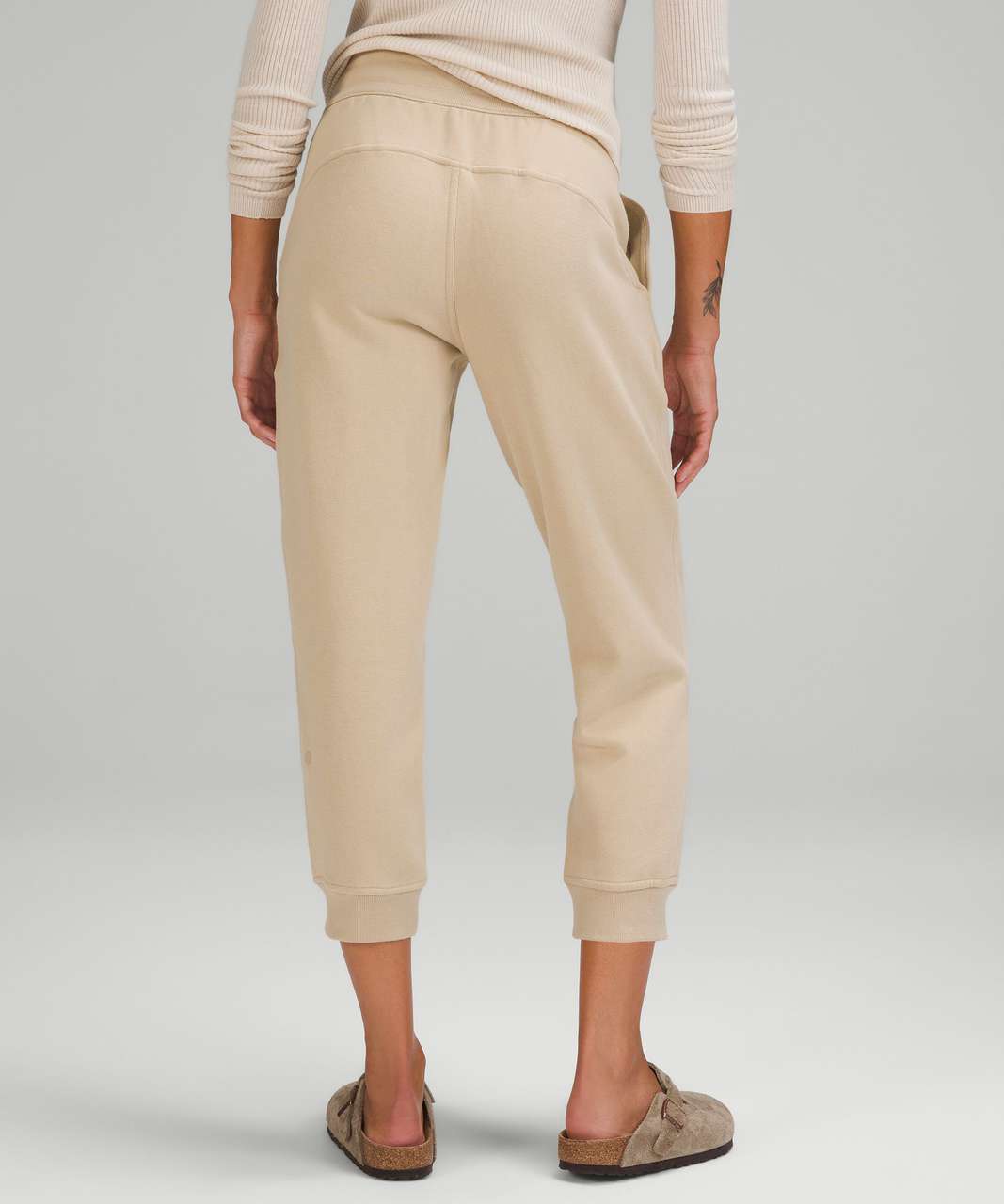 Lululemon Scuba High-Rise Cropped Jogger - Trench