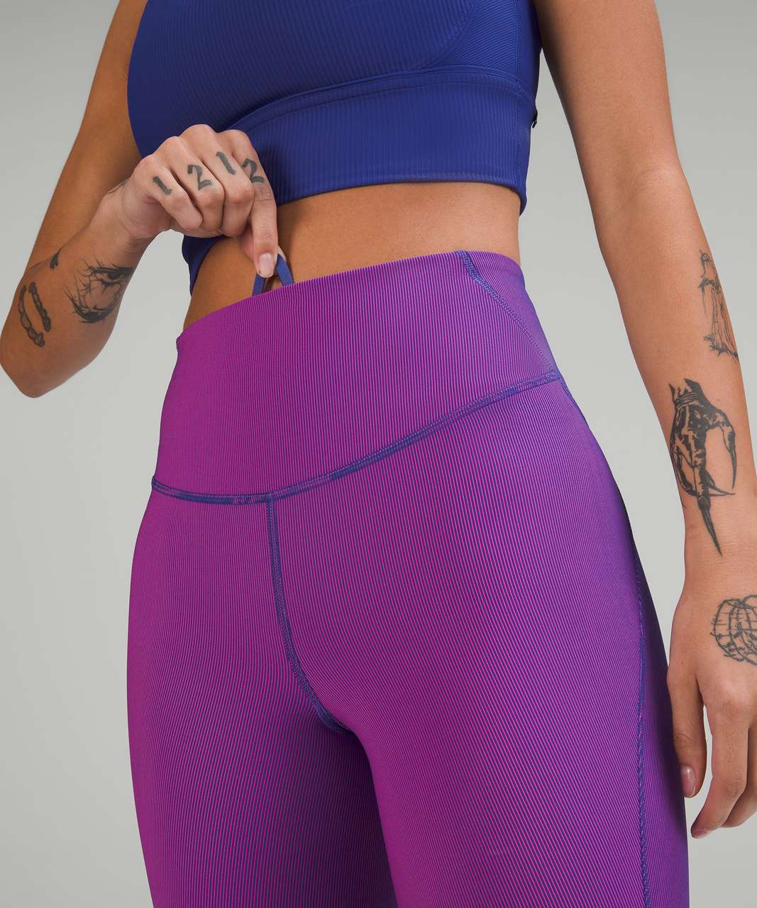 Lululemon Women Base Pace High-Rise Crop 23” Brushed Nulux Size 10 Psychic