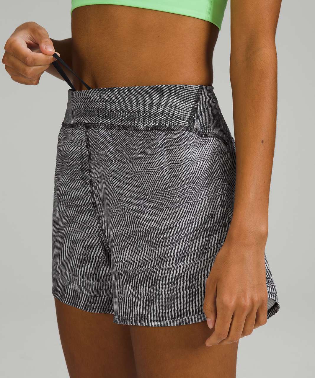 Lululemon Limited Edition Nulux Waist High-Rise Running Short 4" - Time Warp Alpine White Black