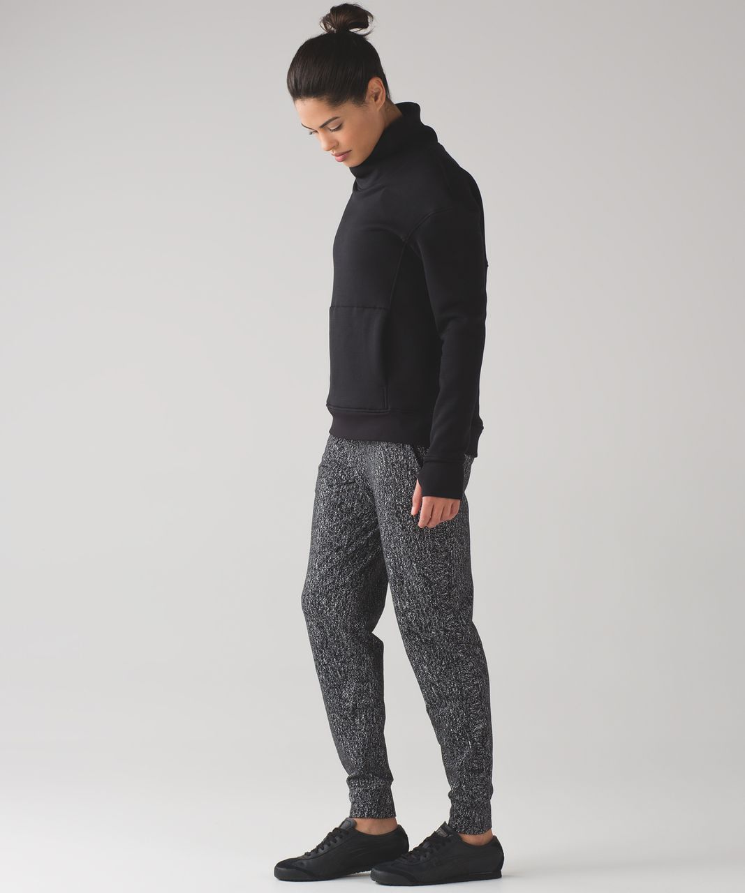 Lululemon Ready To Rulu Pant - Running Luon Suited Jacquard Black White