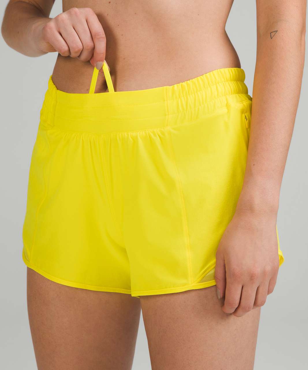 Lululemon Hotty Hot Low-Rise Lined Short 4" - Sonic Yellow