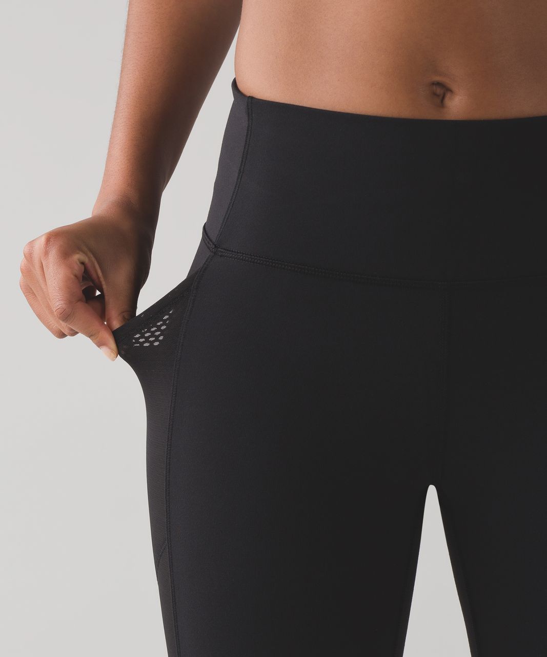 Lululemon Fit Physique Crop (19") - Black