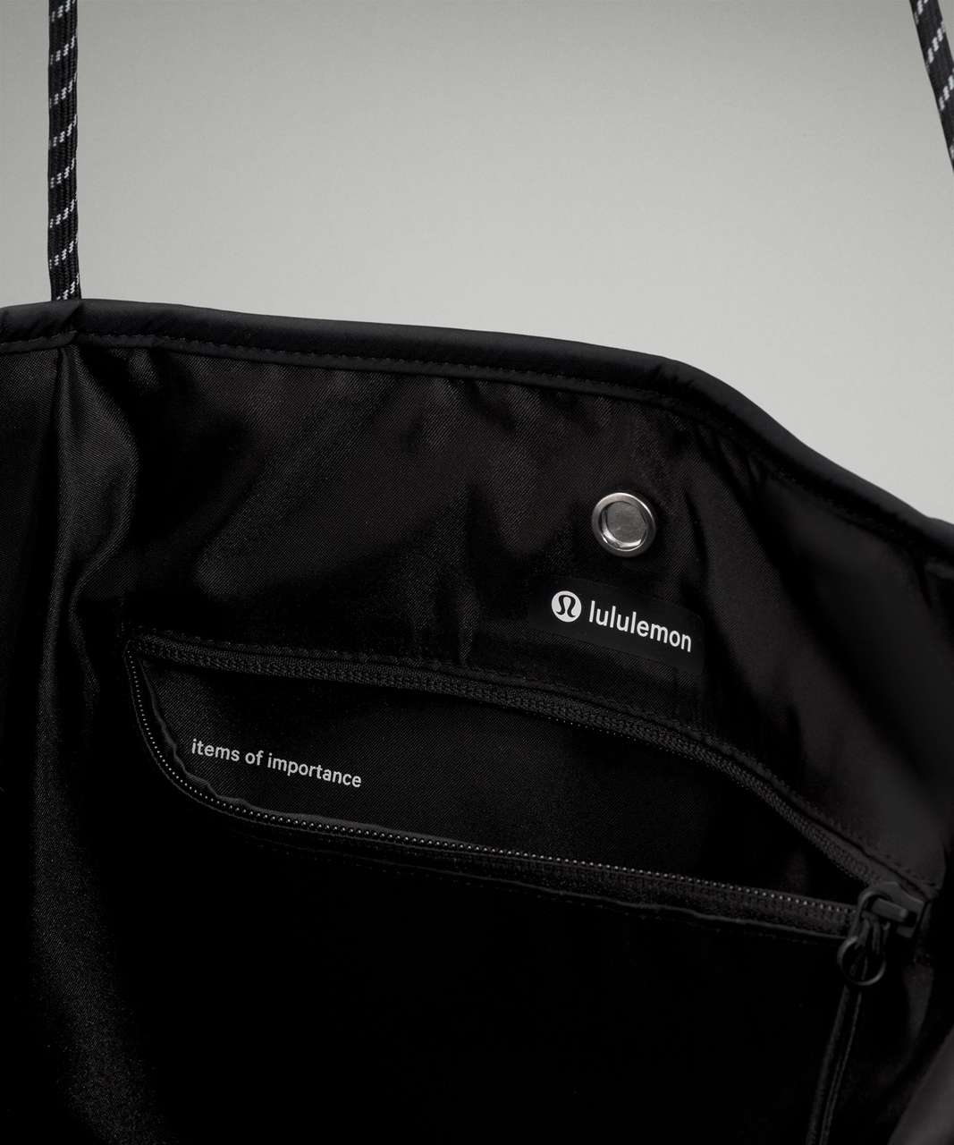 New LULULEMON Black LOGO Reusable Shopping Gym Lunch Bag Large