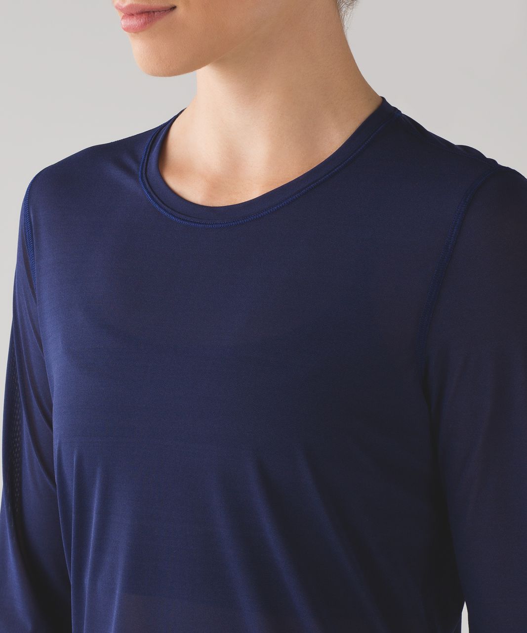 Lululemon Fit Physique Long Sleeve - Hero Blue