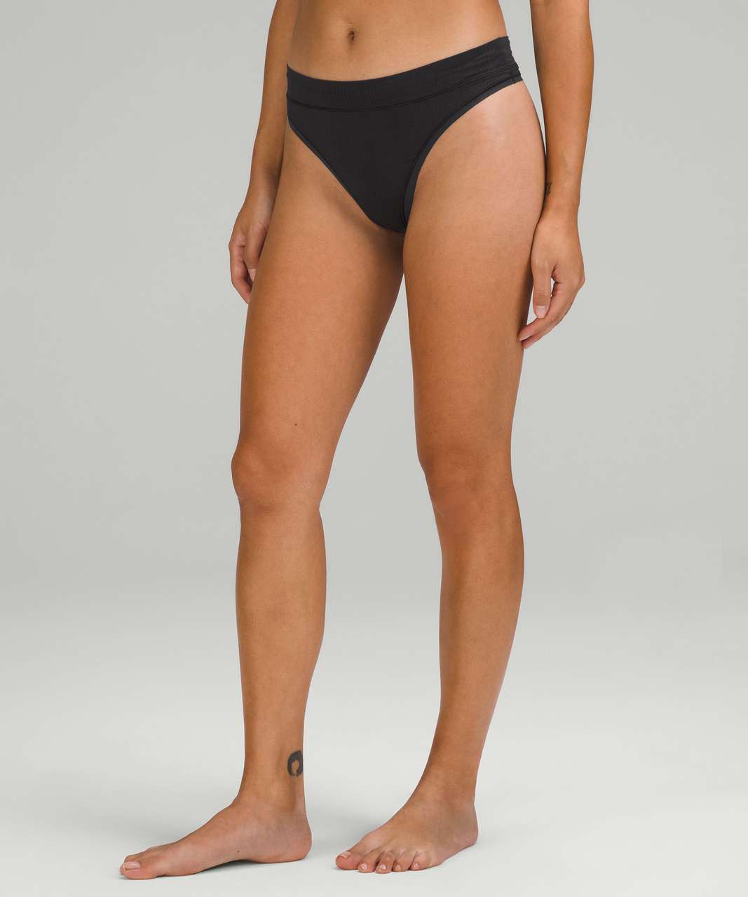 Lululemon UnderEase Mid-Rise Thong Underwear - Black / RIB