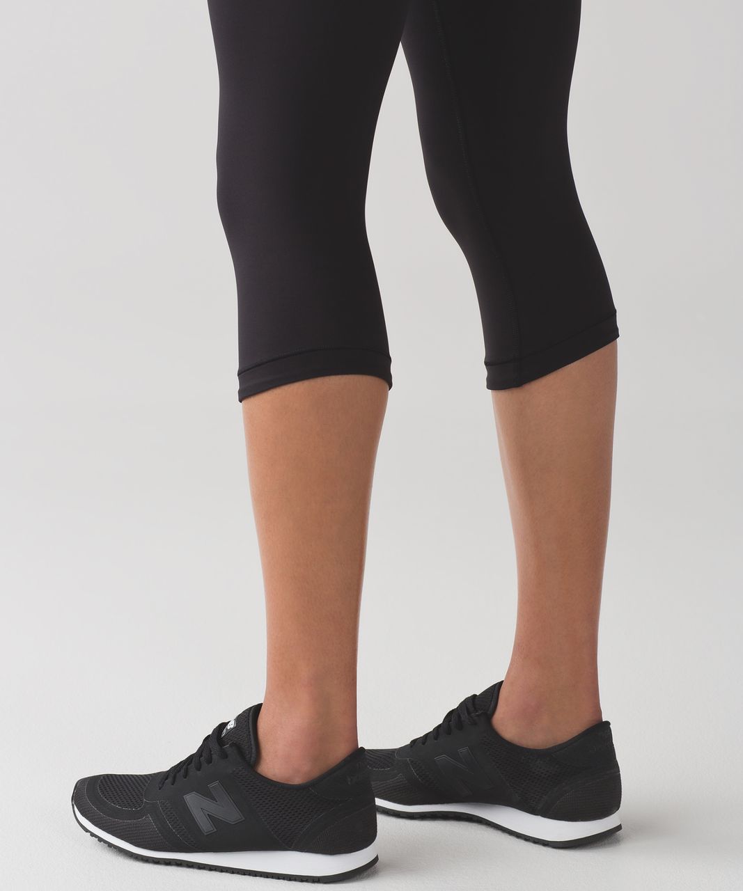 Lululemon Wunder Under 1/2 Tight (High Rise) - Black