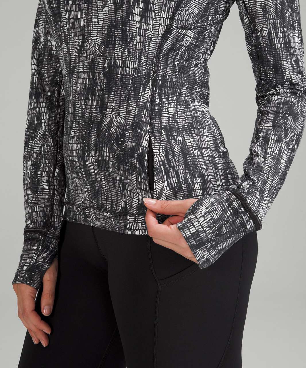 LULULEMON Hit It Jacket Frozen Fizz Black White Zip Front