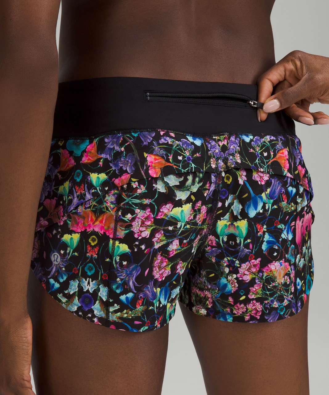 Lululemon Speed Up Low-Rise Lined Short 2.5" - Flowerscope Black Multi / Black