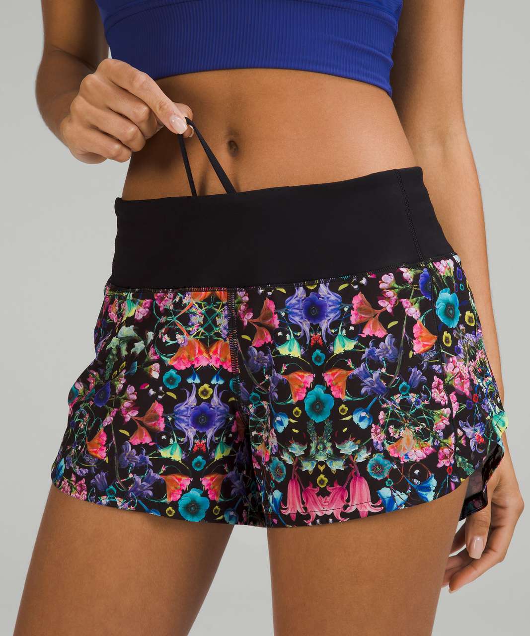 Lululemon Speed Up Mid-Rise Lined Short 4" - Flowerscope Black Multi / Black