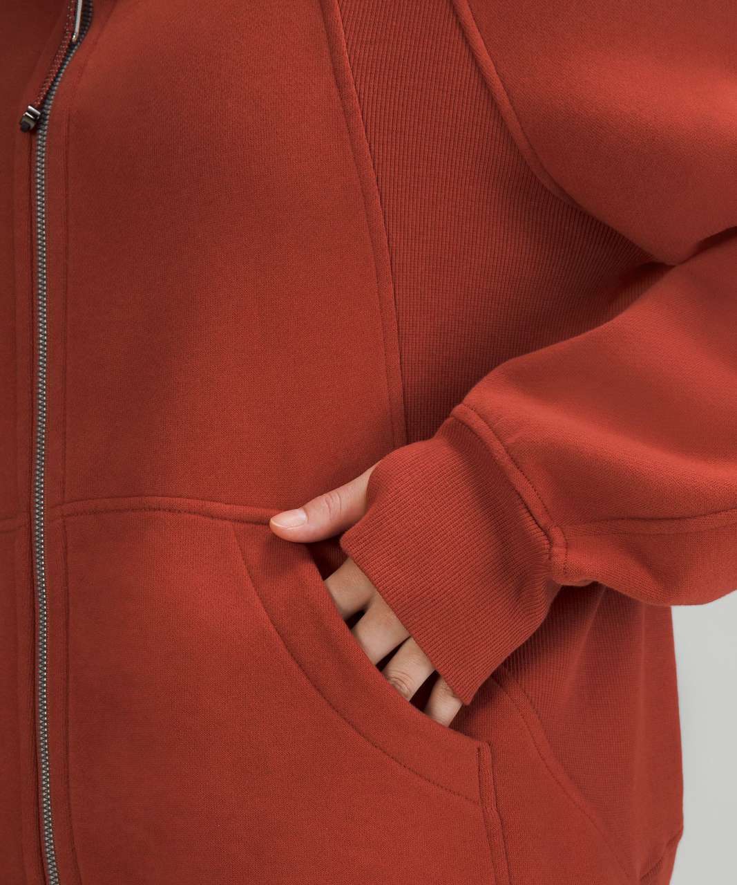 Scuba full zip hoodie in Cayenne size XS/S in natural light : r/lululemon