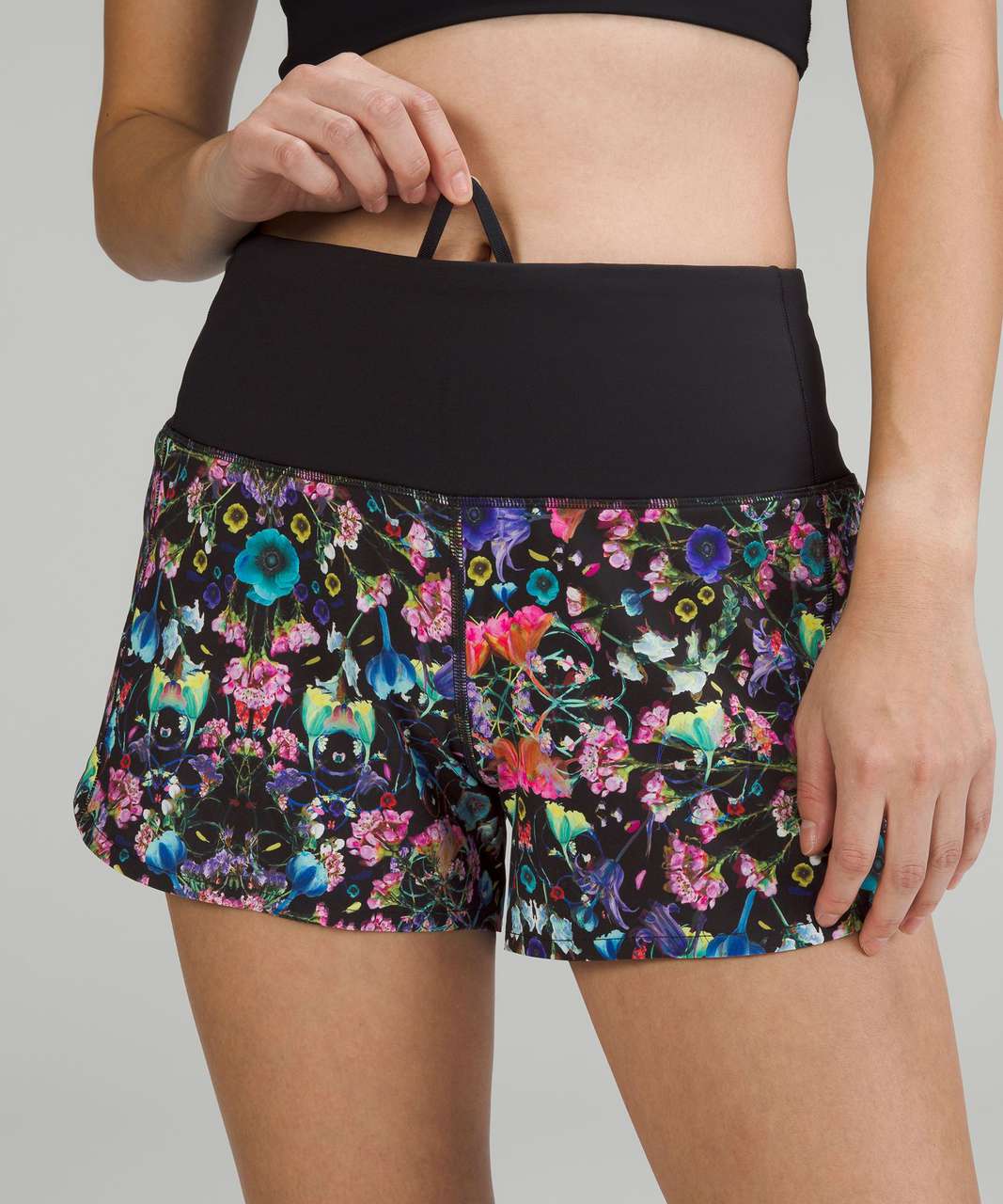 Lululemon Speed Up High-Rise Lined Short 4" - Flowerscope Black Multi / Black