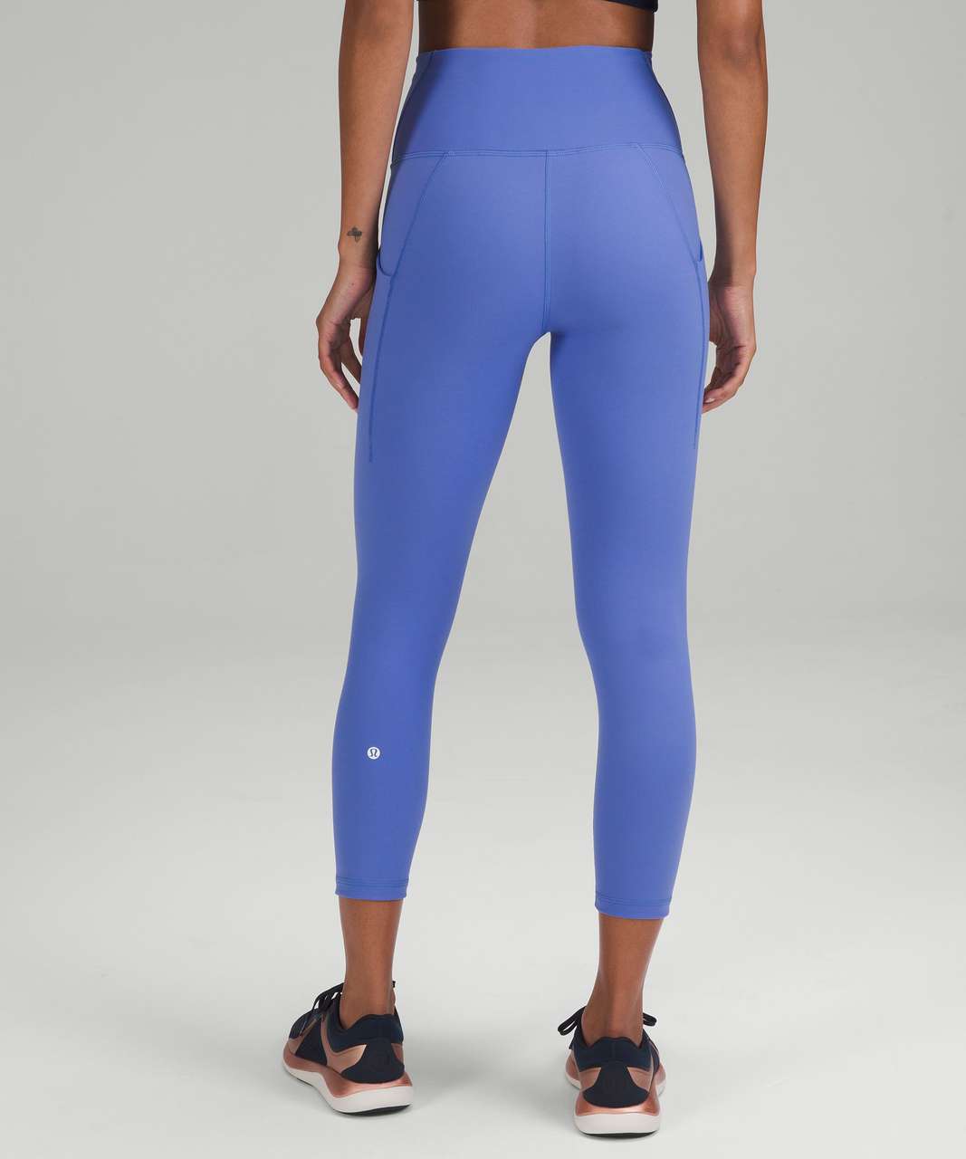 Lululemon Royal Blue with Mesh Sides Cropped Leggings- Size 4