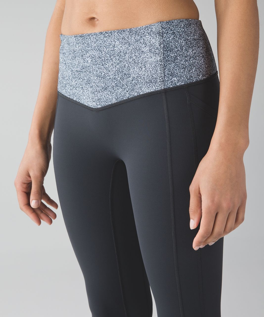 Lululemon All The Right Places Crop II - Deep Coal / Rio Mist White Black