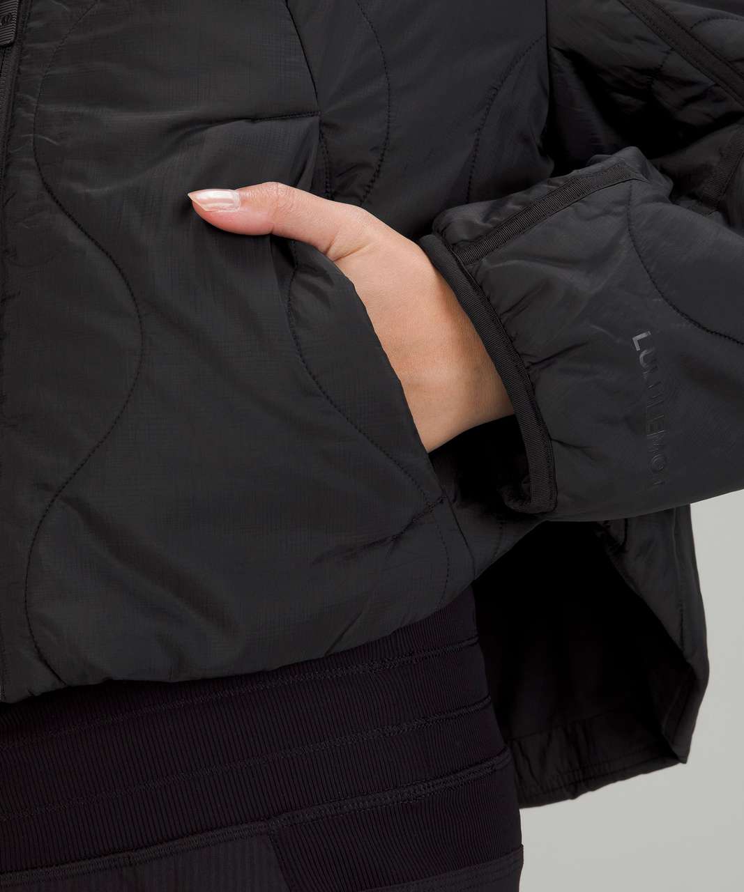 Lululemon Quilted Light Insulation Cropped Jacket - Black